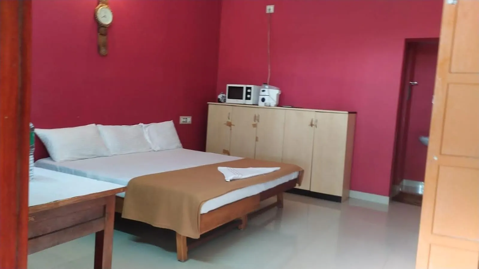 Ambadi'S Villa Pallipuram