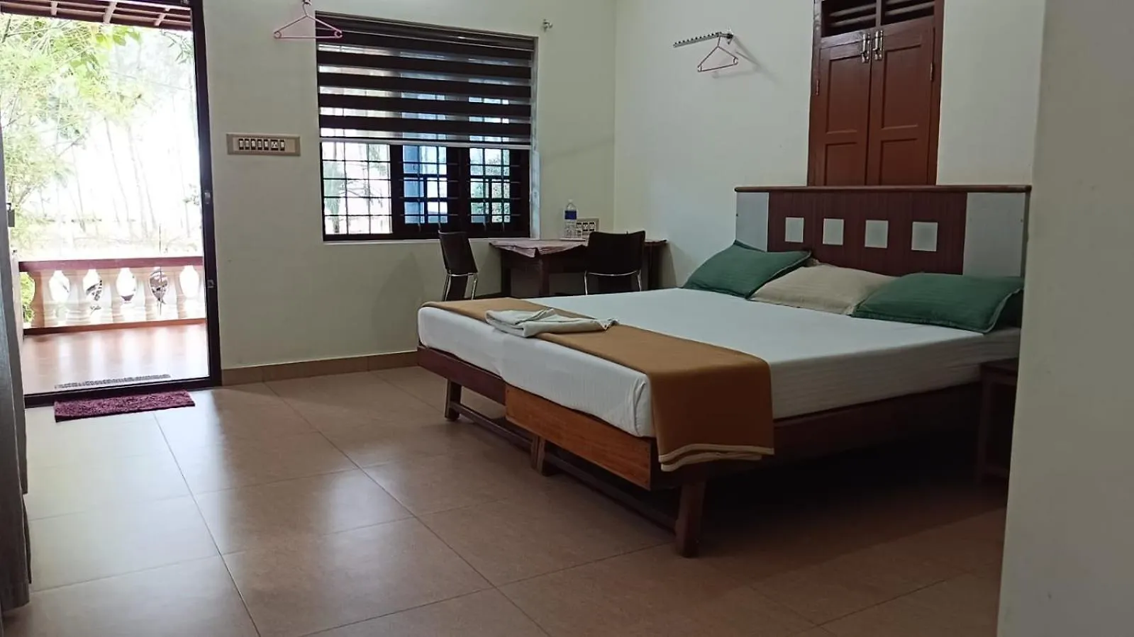 Ambadi'S Villa Pallipuram