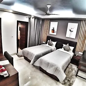 Airport Delhi Aerocity, 15 Mins Yashobhoomi 3*, New Delhi India