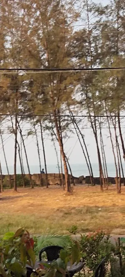 Ambadi'S Villa Pallipuram ゲストハウス