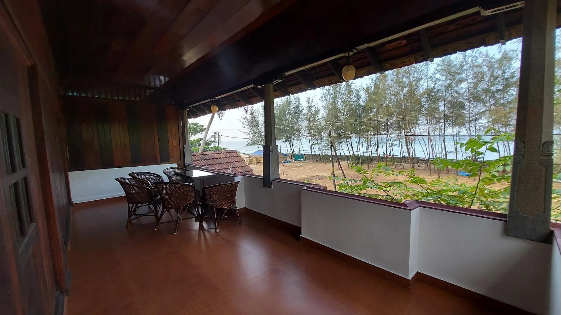 Ambadi'S Villa Pallipuram 0*,